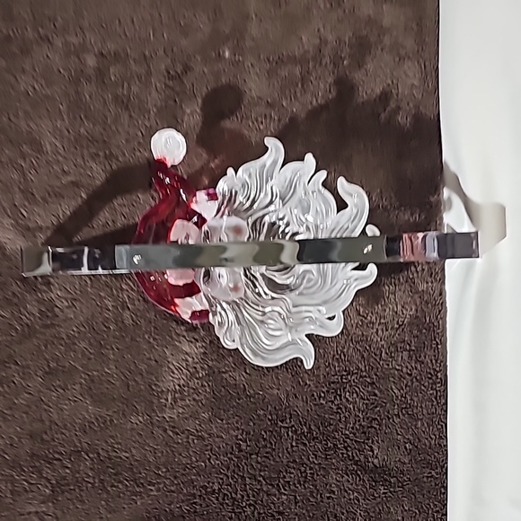 Christmas Santa Wreath Hanger Over the Door 12.5" Long - Picture 4 of 6